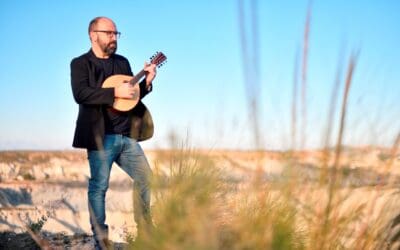 Juan José Robles: una vida entre cuerdas